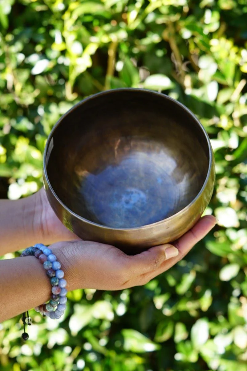 Antique style Himalayas Singing Bowl - Image 6