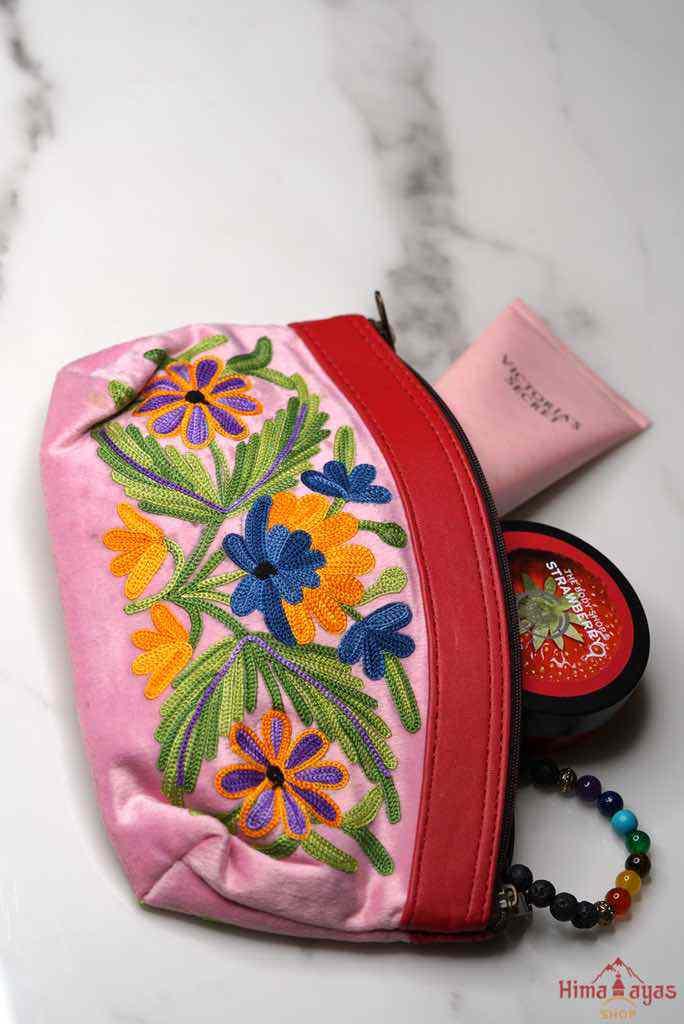 Cashmere Design Pouch - Image 10