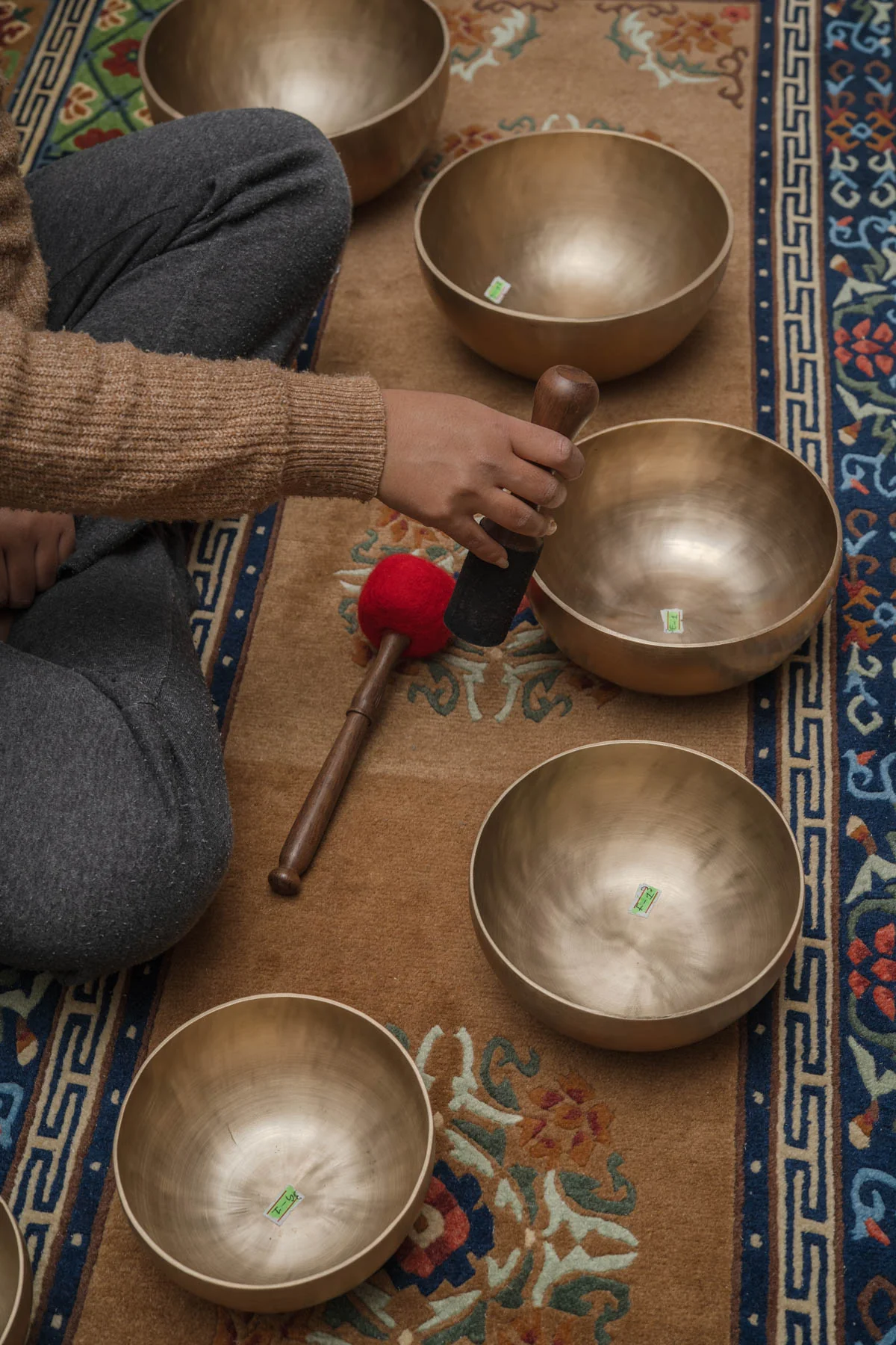 Himalayas Singing Bowl Chakra Set - Image 3