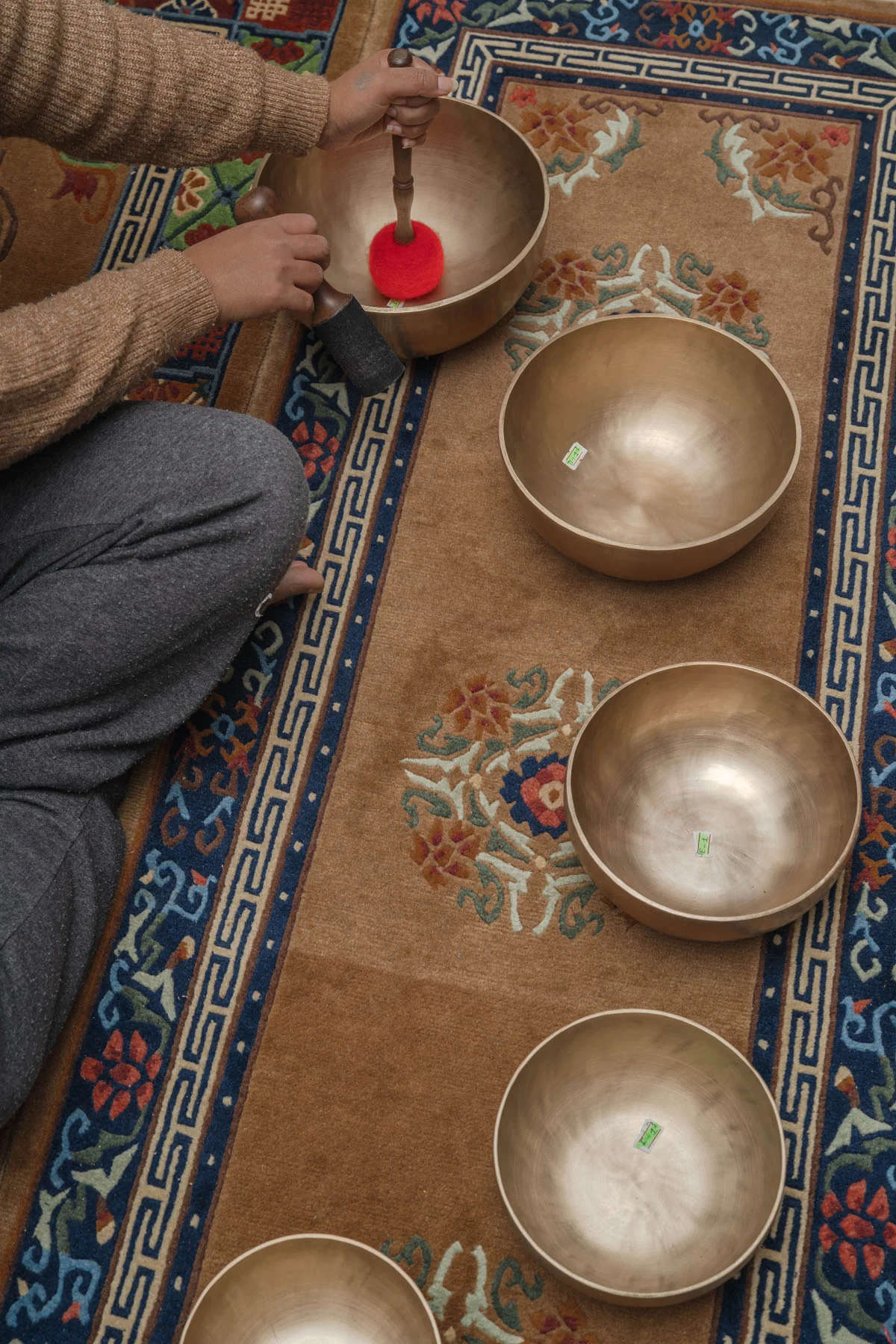 Himalayas Singing Bowl Chakra Set - Image 4