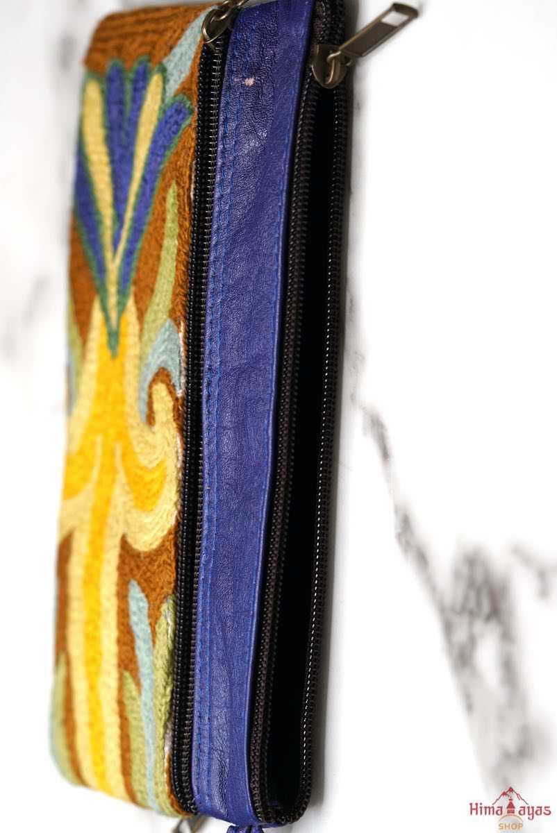 Ladies Wristlet Purse - Image 10