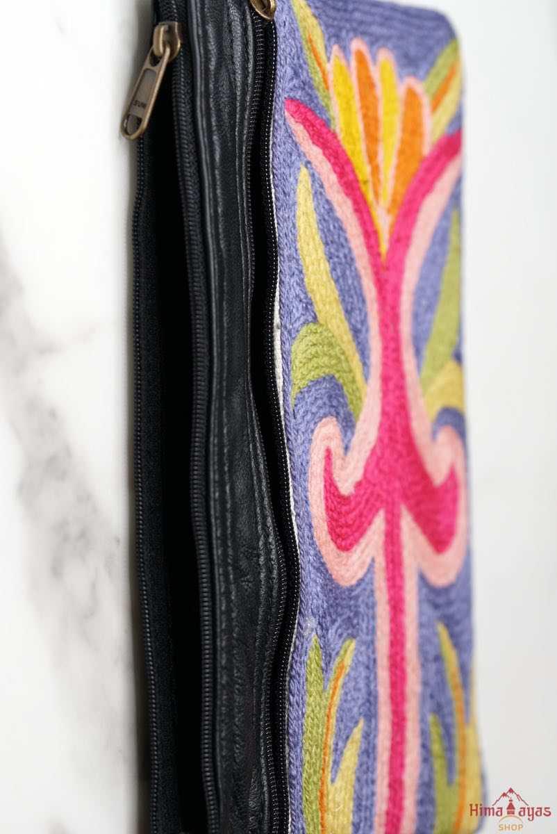 Ladies Wristlet Purse - Image 5
