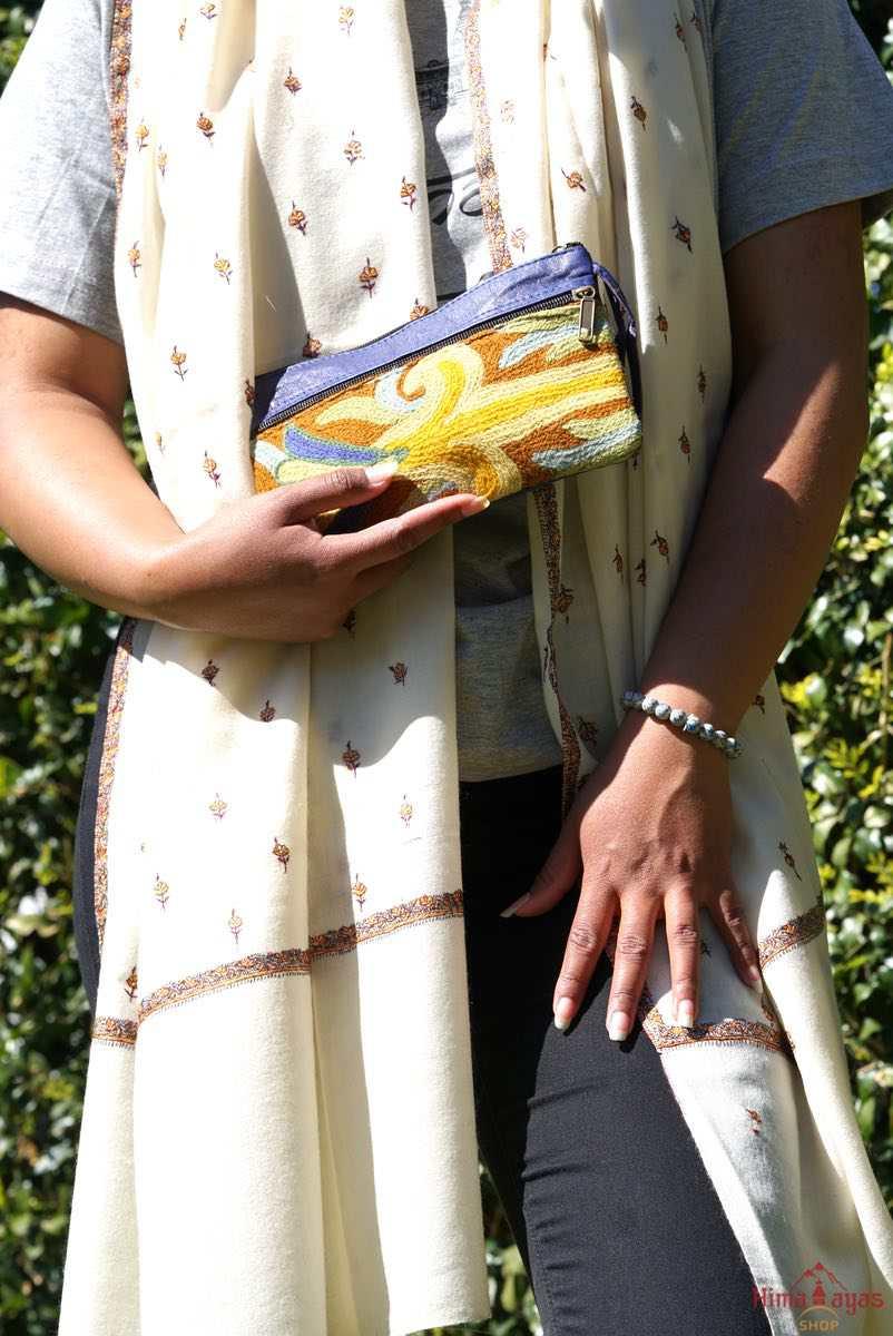 Ladies Wristlet Purse - Image 6